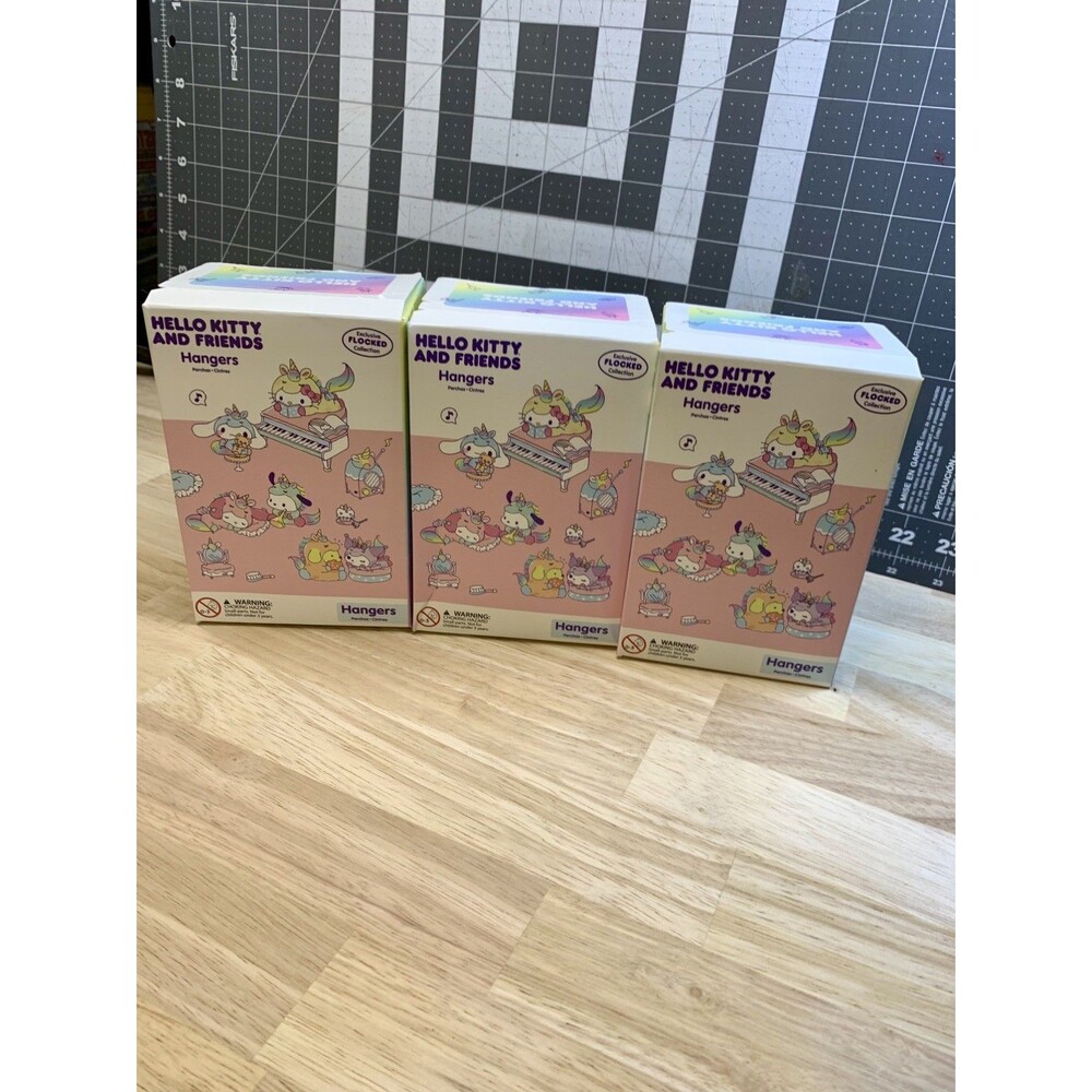 Hello Kitty & Friends - Hangers - Flocked Pastel - Blind Boxes - Fair Condition